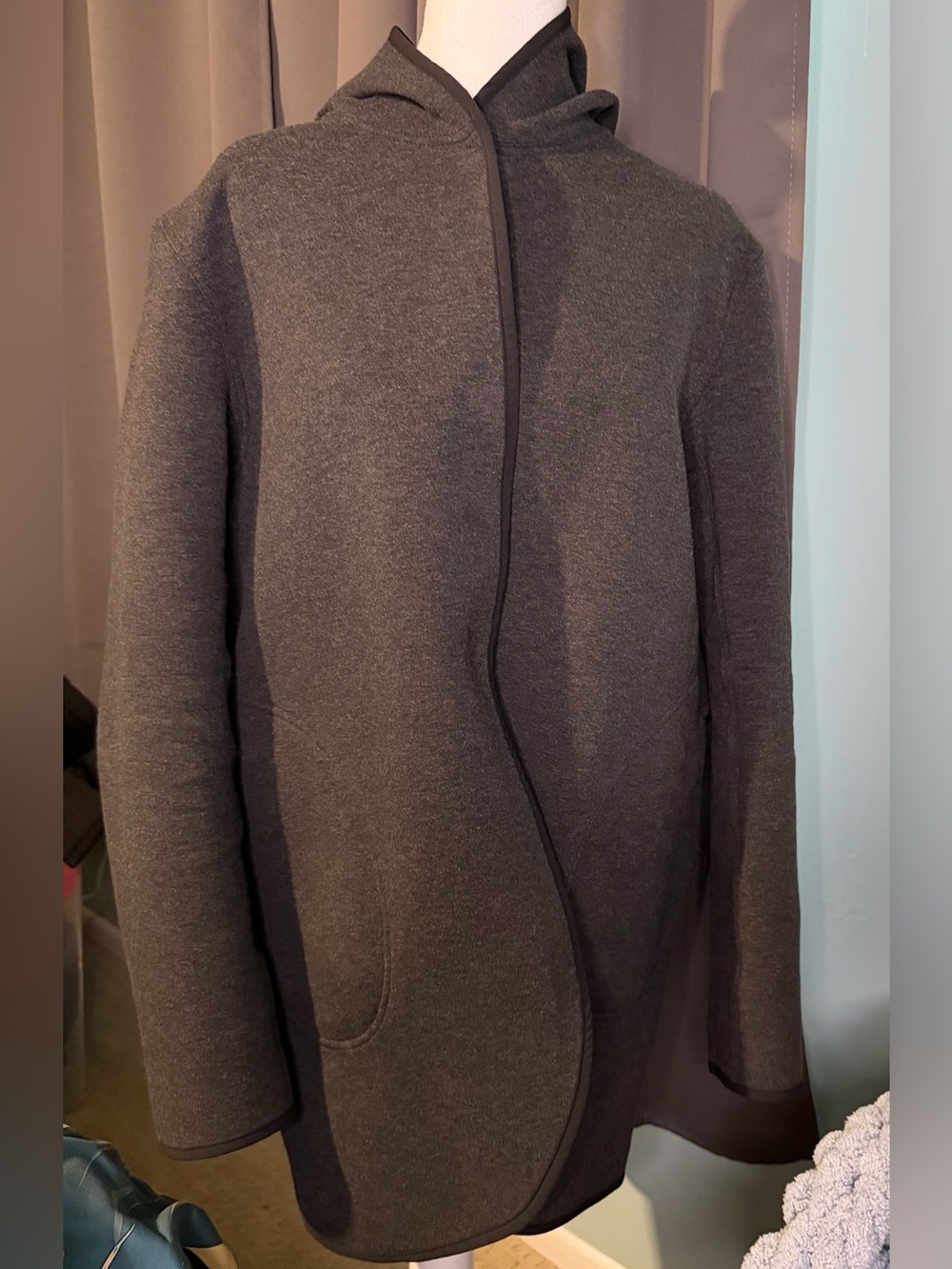 Unique Lululemon Jacket great condition